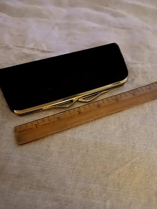 ItalianSuedeGlassCase