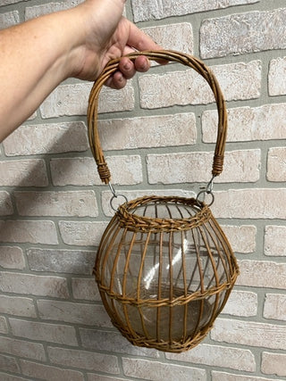 Wicker and glass basket w/handle