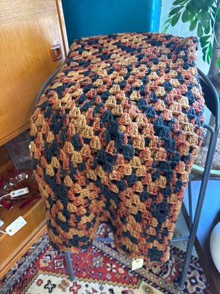 Vintage crochet blanket/afghan blanket