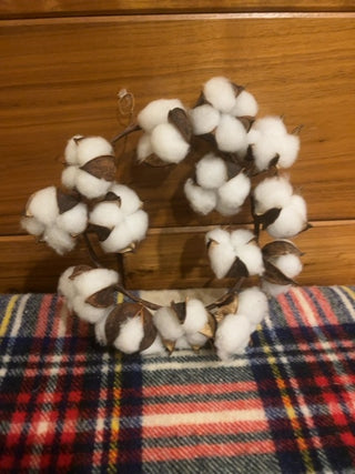 Cotton wreath