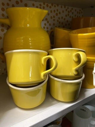 4pc Vintage USA Pottery Coffee Cups