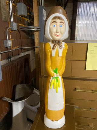 D. Featherstone   Lady Pilgrim Blow Mold