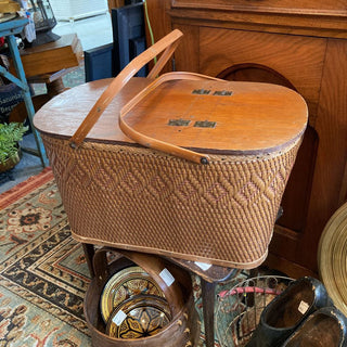 Vintage Redmon Picnic Basket
