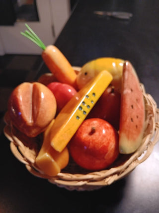 Vint. Hand Carved Italian Alabaster Fruit 9 Pieces  (basket Included)