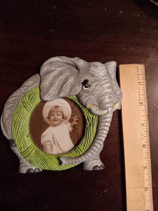 Sweet Elephant Frame