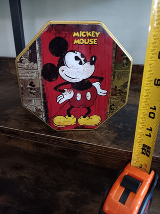 Mickey Tin 2011