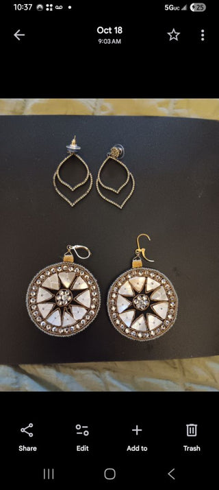 Mini crystal Ear (as shown)