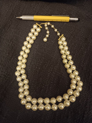 Double Strand Pearl Neck