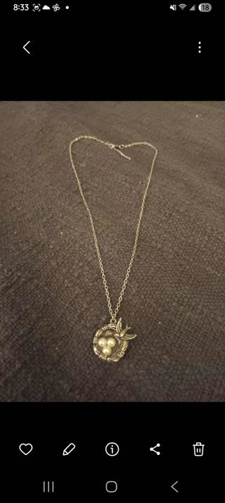 Sweet Birds Nest Neck