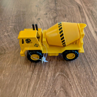 Might Wheels Cement Mixer Toy