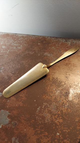 05. 1920s Regal Solid Pie Server (A.B.Dirigold Sweden, Clover Backstamp) by Dirilyte-Dirigold - Goldware flatware