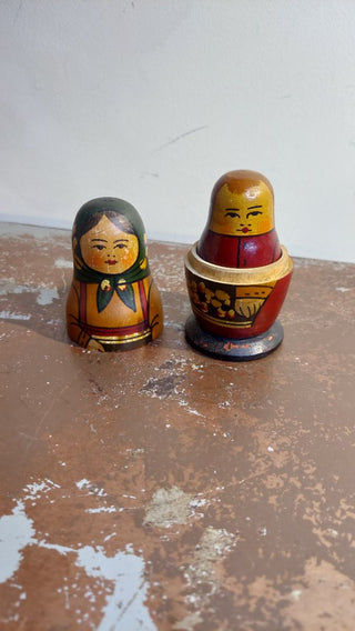 Early Russian Matryoshka (nesting) hand painted stacking doll comprising 6 inter-fitting dolls - As-Is (T&M)