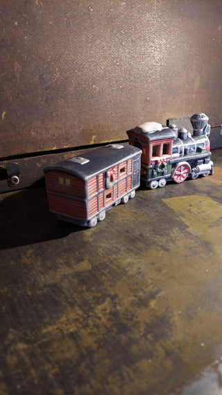 (2pc) Heritage Heartland Valley Village Hand Painted Porcelain Train Set - Dickens Keepsake