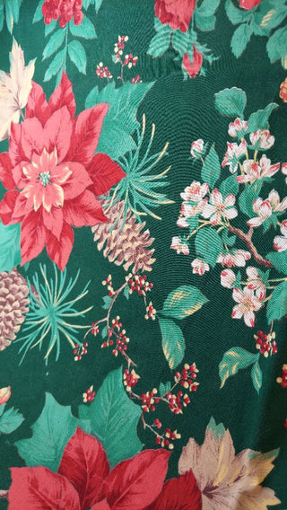 Gorgeous Midcentury Christmas Foliage oval Tablecloth