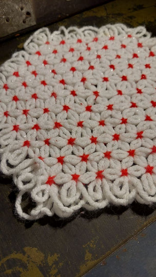 9.5" Midcentury Red white and silver crocheted placeholder