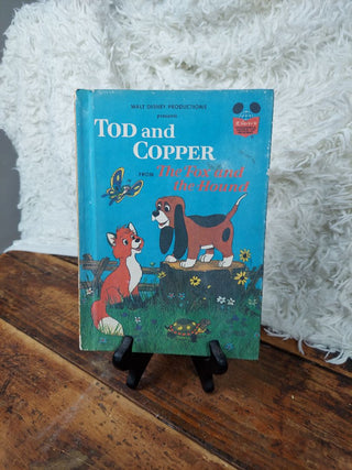 1981 Walt Disney production presents Todd and copper from the Fox and hound - Disney's wonderful world of reading As-Is