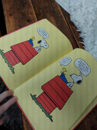 1980 Charlie Brown's cyclopedia super questions and answers and amazing facts featuring your body volume 1 by Funk & Wagnalls inc As-Is