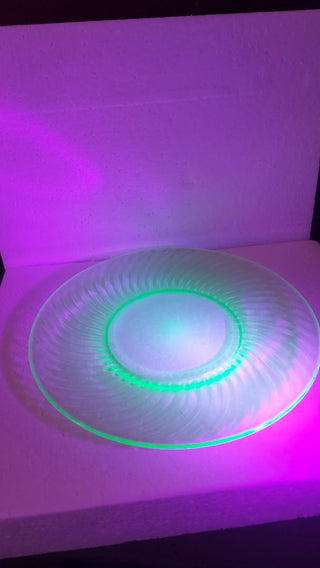 Uranium Glass - 1928-30 Spiral Green luncheon plate by Anchor Hocking (As-Is)