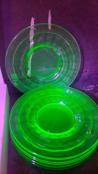 Uranium Glass - 1929-33 - bread and butter Plate, Block Optic Green by Hazel-Atlas (As-Is)