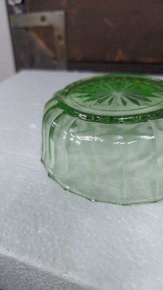 Uranium Vaseline Glass - Green Starburst Design dessert fruit bowl (As-Is)