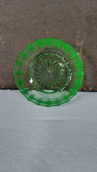 Uranium Vaseline Glass - Green Starburst Design dessert fruit bowl (As-Is)