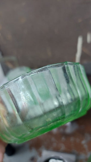 Uranium Vaseline Glass - Green Starburst Design dessert fruit bowl (WELL WORN Chippy edge)(As-Is)
