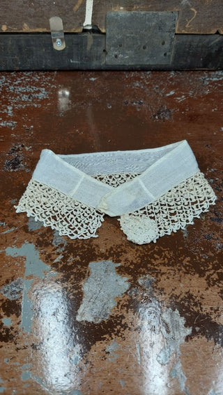 Antique Handmade Edwardian Irish crochet lace collar with linen high neck band (As-Is)