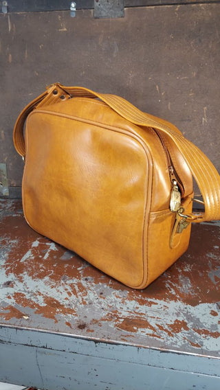 1950s Brown Vinyl Weekend Travel Shoulder Tote Bag Luggage Case by R. F. Woolworth Co. (As-Is)