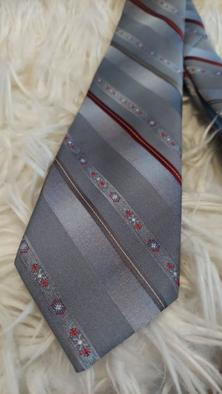 Vintage gray polyester and silk Van Heusen Tie Price is Firm