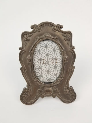 Silver Standing Oval Picture Frame