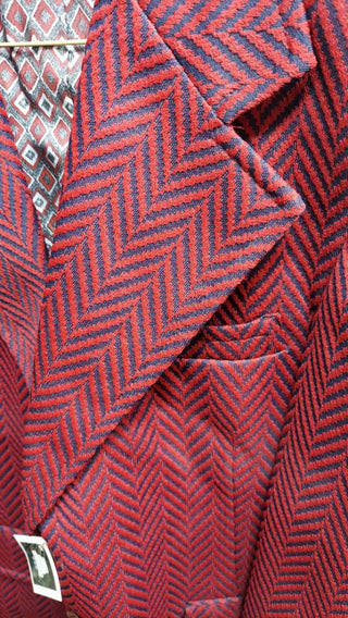 1970s Thick Herringbone Vibrant Men's Large Lapel Polyester Sports Coat Blazer Jacket (T&M)