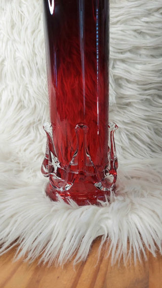 1980s Red Eastern European vase by Jerzy Słuczan - Orkusz for Tarnowiec, postmodern art glass