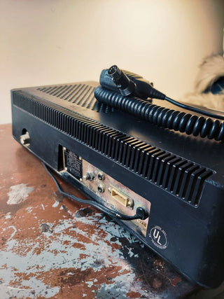 1982 - Retro RadioShack Awesomeness -Realistic Navaho TRC-459 SSB/AM CB base station radio by RadioShack, 40 channel CB transceiver. With manual (AS-IS)