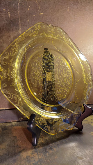 1932 - 1939 Madrid Amber Luncheon Plate - Federal Glass - Amber Depression Glass