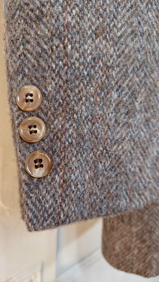 1970-80s Kenneth Roberts for Carson pirie Scott, Brown Mix Tweed herringbone wool sport coat