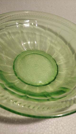 Uranium Glass - 1928 - 1933 Colonial Fluted Green Cereal Bowl WELL WORN by Federal Glass (AS-IS)