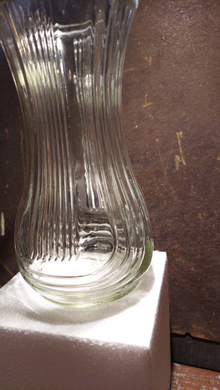1970s Harp Mod Vase - 4086-b by Hoosier Glass