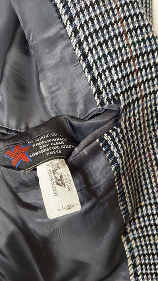 1970-80 “Ivy League Country Style” By Norman Hilton, houndstooth hand-woven Shetland tweeds Plaid Sport Coat Jacket - 43R