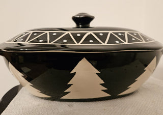 Mesa Christmas Trees Covered Casserole Dish