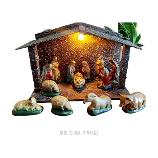 Midcentury German 15pc Nativity Scene 4.75" Papermâché Figurines with large lit wooden stable (As-Is)