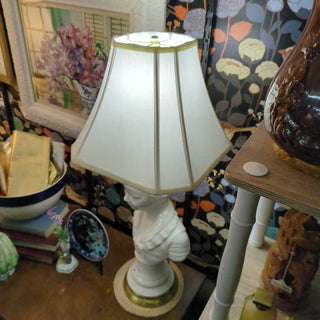 Vtg white ceramic bust lamp