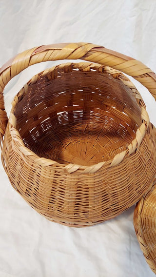 Large Bamboo Wicker Harvest Market Picnic Basket with server lid and handle FIRM (T&M)