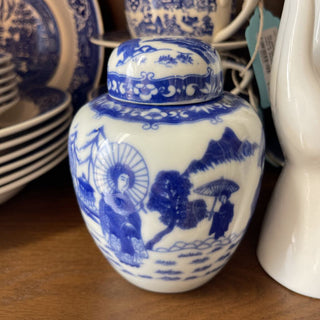 Vintage Blue & white Porcelain Geisha ginger jars