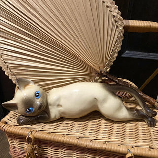 Vintage Ceramic Siamese Cat Made in Japan 2.5x9.5x2.5