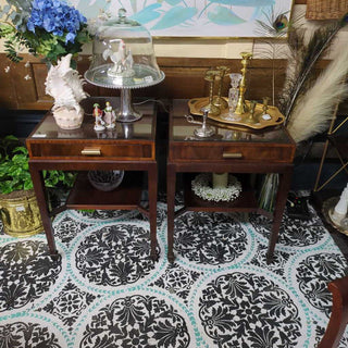 Pair of (2) Vtg Heirloom side tables *Firm