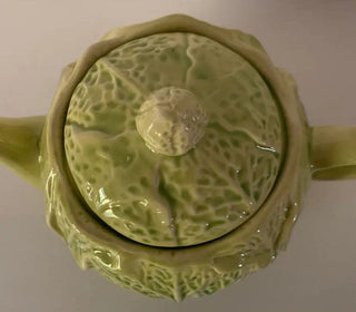 VINTAGE CABBAGE LEAF TEA POT | 6.5"H X 10"W X 6.5" D