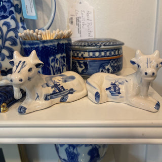 Blue & White delft Cow salt & pepper shakers