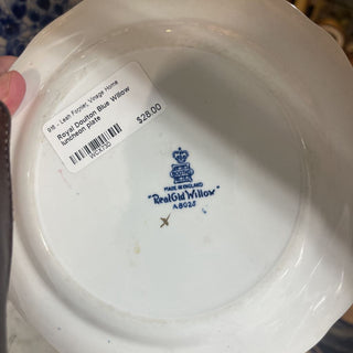 Royal Doulton Blue Willow dessert plates each