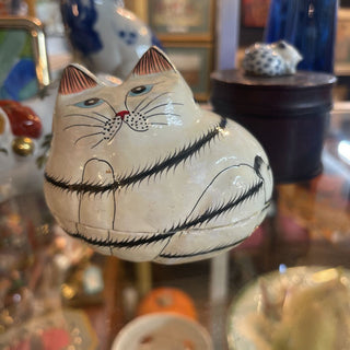 Vintage paper Mache cat box