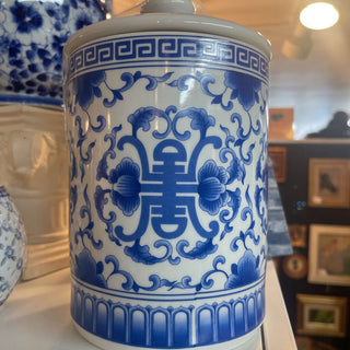 Blue & white chinoiserie canister